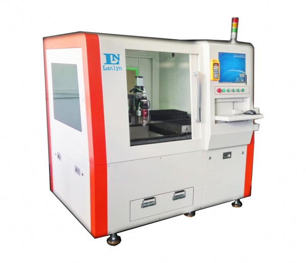 Small Enclosed Fiber laser Cutter